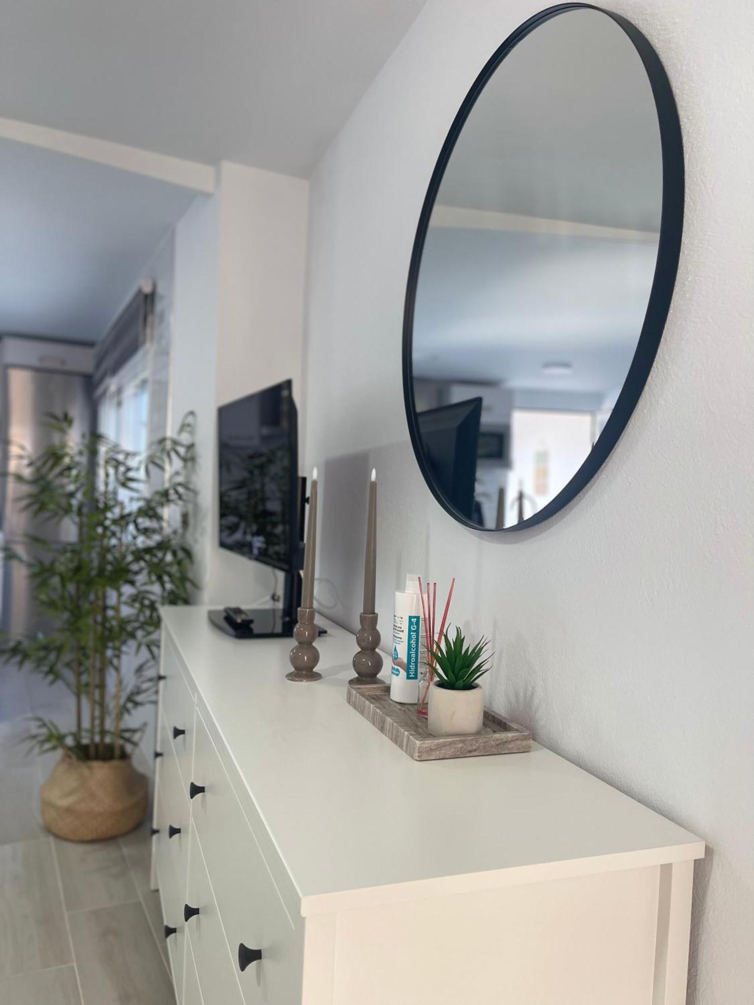 Victoria Deluxe Apartment *